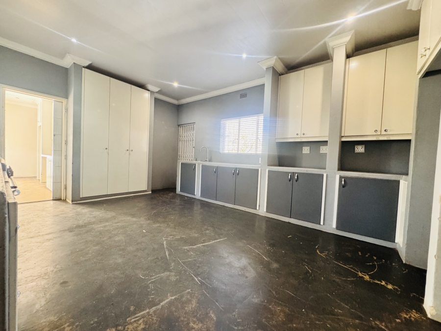 3 Bedroom Property for Sale in Flamwood North West